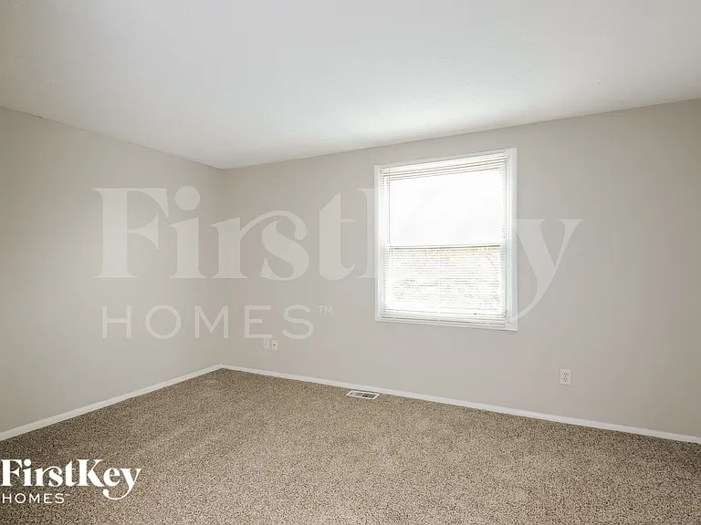 6847 Cross Key Dr — Photo 10