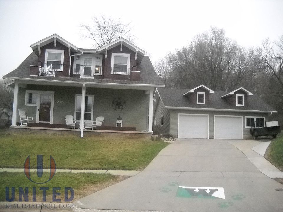 1st image of 1715 Harkin Pl