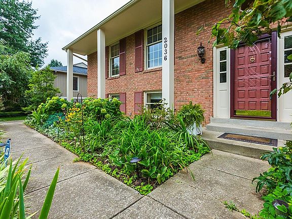3rd image of 2036 Fort Harrods Dr