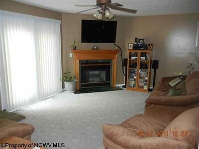 2nd image of 1107 Andrew Dr