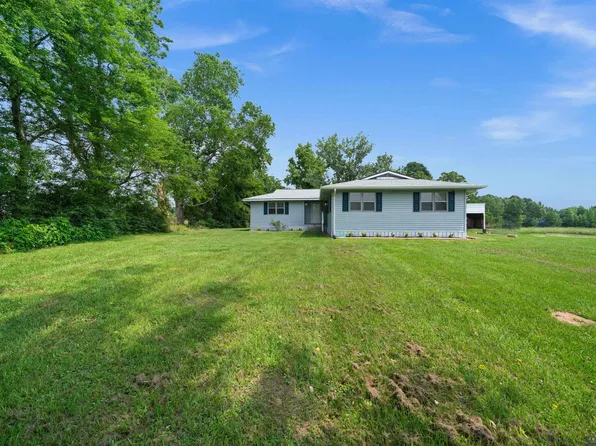 942 County Road 186, Carthage, TX 75633