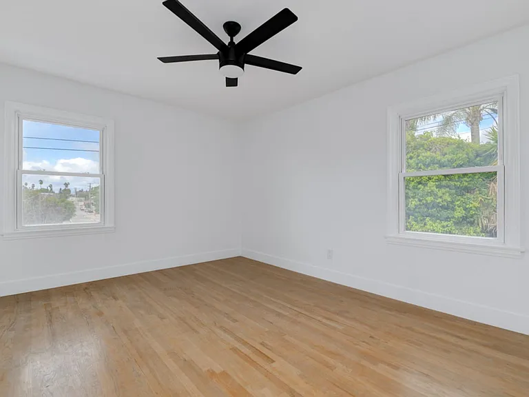 351 Eucalyptus Ave — Photo 15