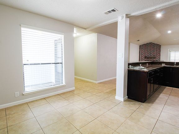 3rd image of 6151 Broadmeadow