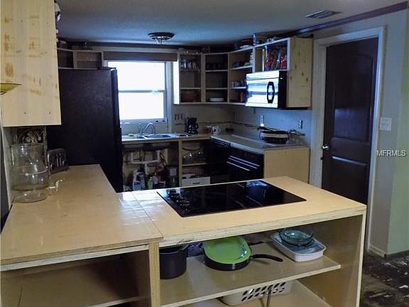 5th image of 1010 Wildwood W