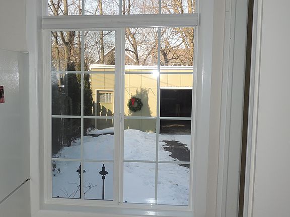 4th image of 234 Parker Ave