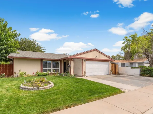 44202 4th St E, Lancaster, CA 93535