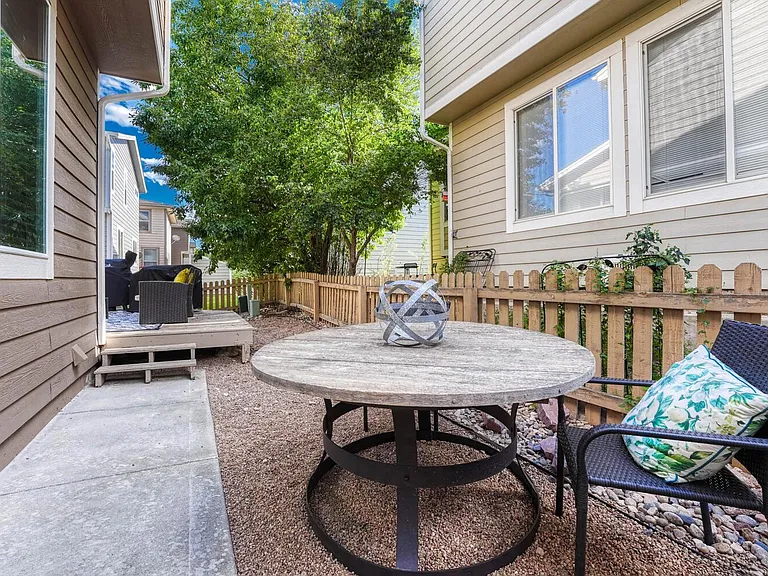 10566 Cherrybrook Cir — Photo 37