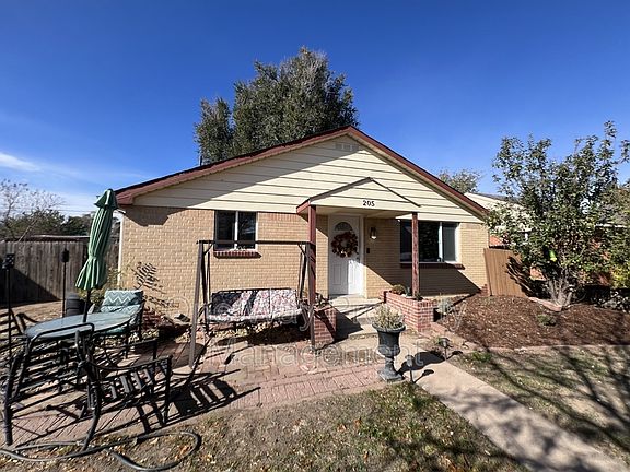 2nd image of 205 16th Avenue Ct
