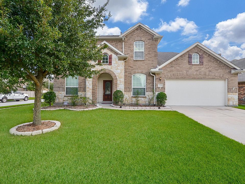 1st image of 21354 Kings Mill Ln