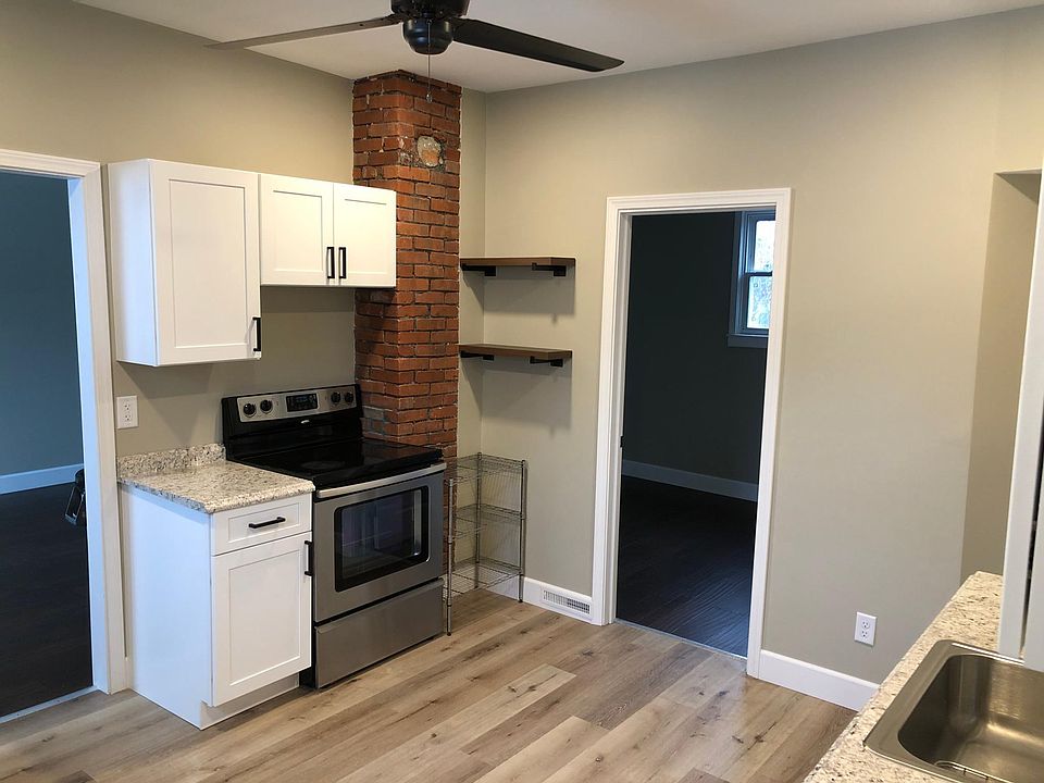 1st image of 31 Marion St #3