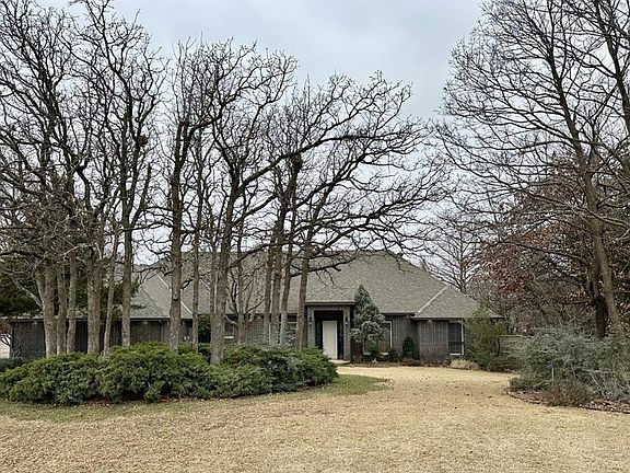 2nd image of 10001 Forest Glade Dr