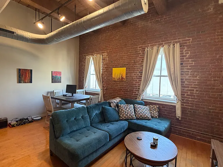 1010 Arch St #703 — Photo 8