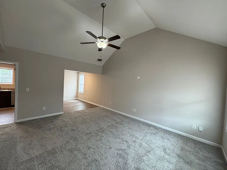 1529 Gambill Wood Dr — Photo 2