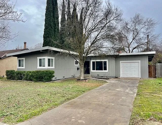 2432 Roble Ave photo 1