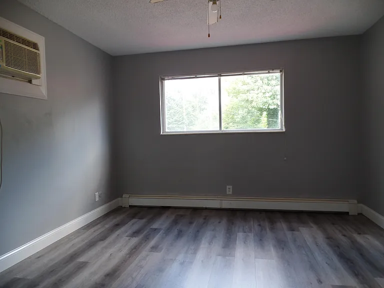 616 New St #4 — Photo 12