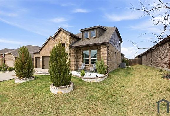 4th image of 2983 Black Hills Blvd