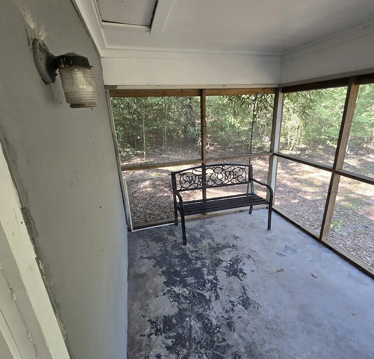 1529 Foster Avenue — Photo 3