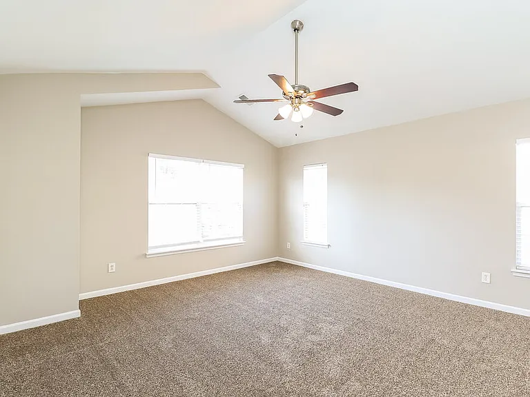 2619 Rozzelles Landing Dr — Photo 12