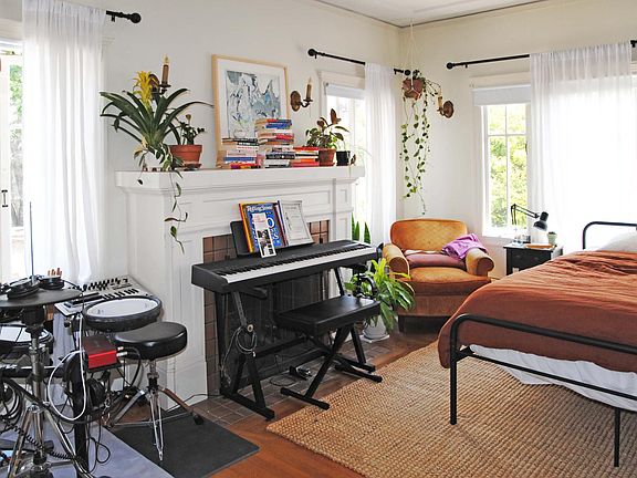 Can be used as a third bedroom or as a great room.