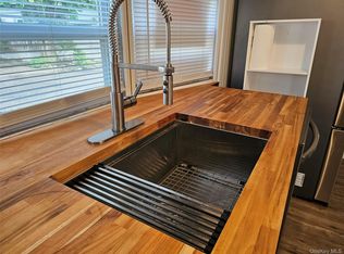 1964-106 River Rd, Calverton, NY 11933