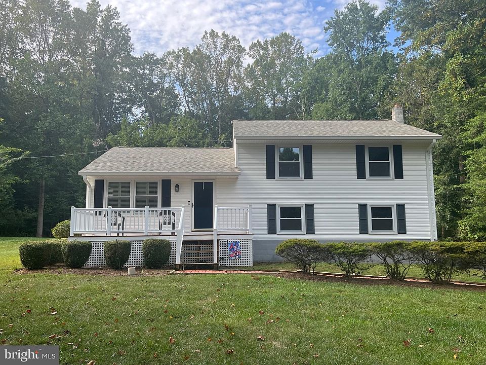 1st image of 45885 W Sunrise Dr