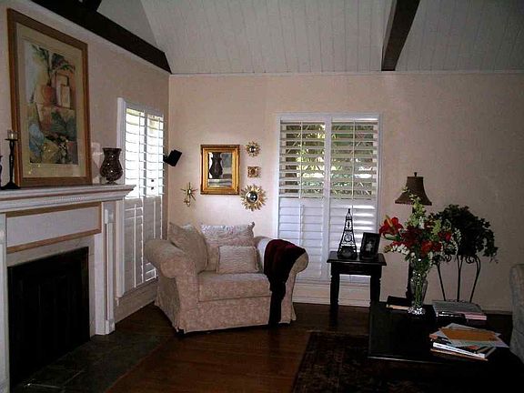Formal Livingroom