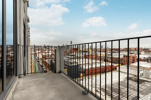 Sold by Living New York | media 4