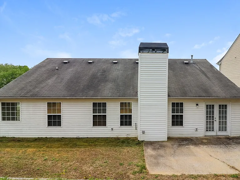 226 Overlook Ct — Photo 16