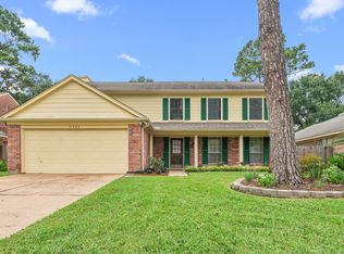 9302 Wandsworth Dr, Spring, TX 77379