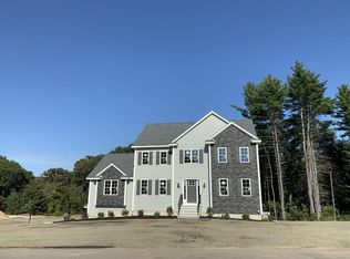 21 Fieldstone Ln, Billerica, MA 01821