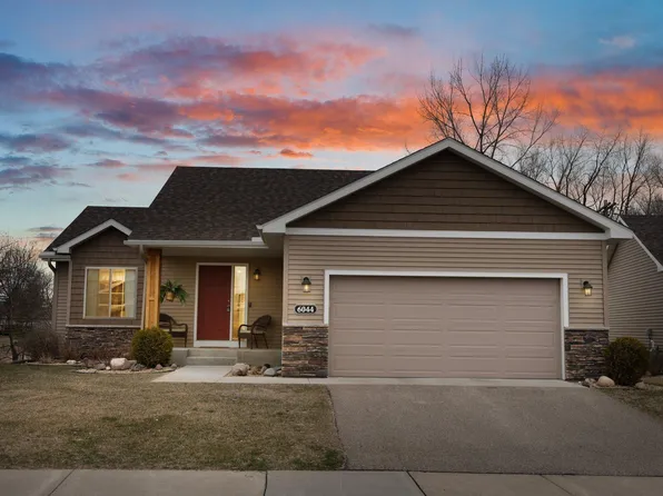 6044 Iris Ln, Rockford, MN 55373
