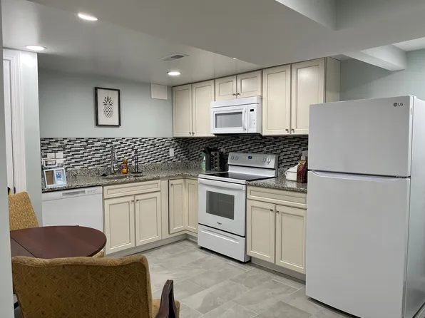 (undisclosed Address), Brentwood, MD 20722