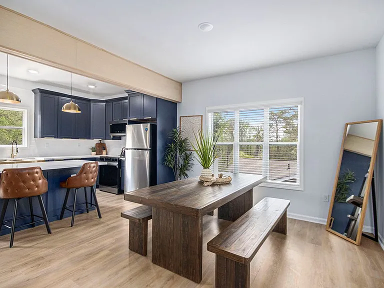 260 Aurora Ave NW — Photo 10