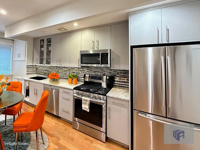 94 Norman Ave #1D — Photo 3