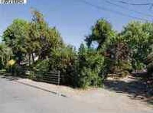 4845 Proctor Rd, Castro Valley, CA 94546