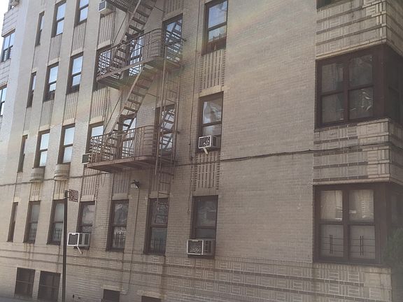 3rd image of 250 E 178th St APT 1E