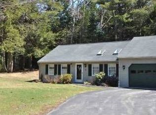 82 Gail Ln, Yarmouth, ME 04096