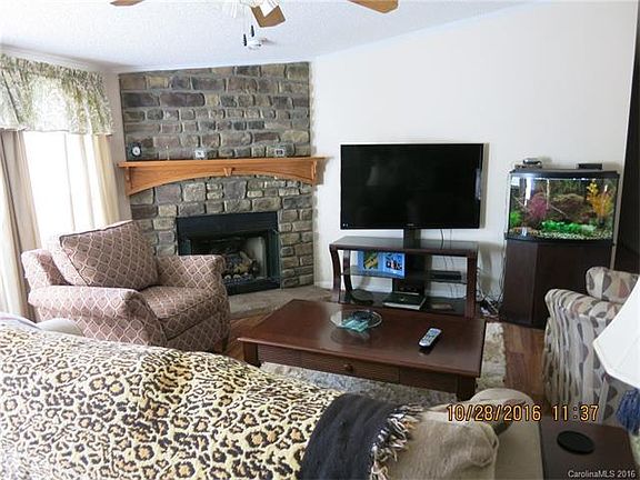 2nd image of 3601 Yount Rd