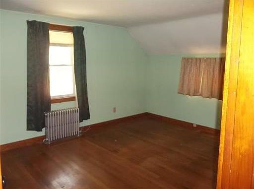 2nd image of 56 Roosevelt St