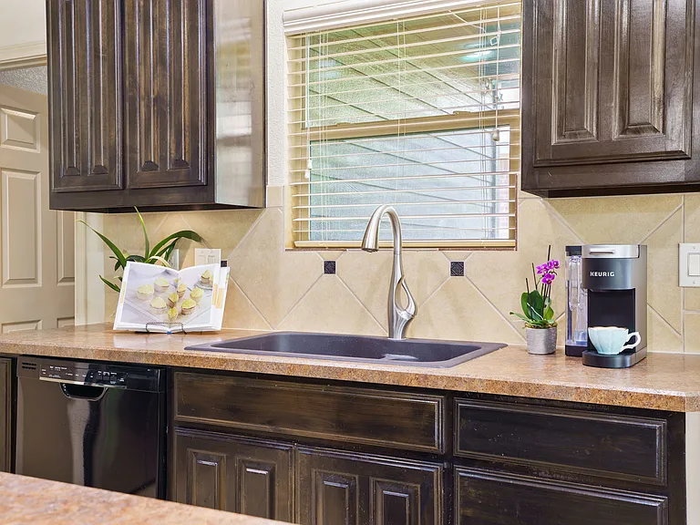 11004 Hawks Landing Rd — Photo 15