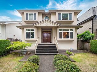 3262 W 12th Ave, Vancouver, BC V6K 2R9