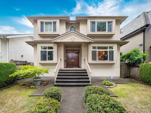 3262 W 12th Ave, Vancouver, BC V6K 2R9