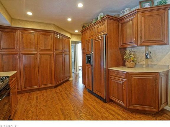 4th image of 5824 Briarwood Ln