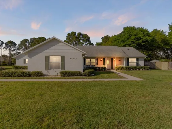 13437 Oak Bend Dr, Grand Island, FL 32735