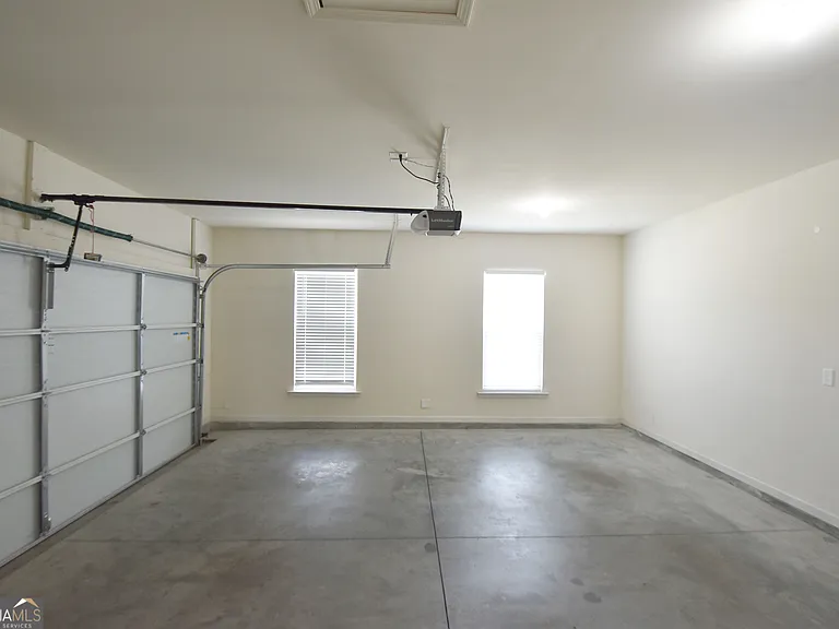 421 Southbridge Pass — Photo 66