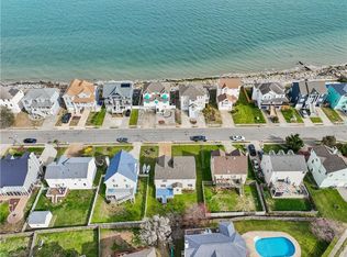 116 Grand View Dr, Hampton, VA 23664