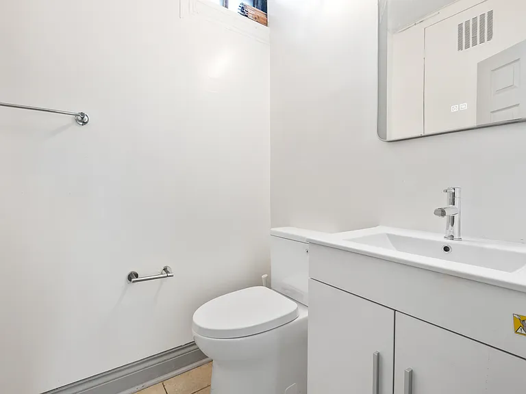 455 Somerset St W #2 — Photo 26