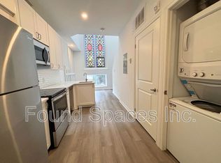 16 W Avenue South Ave #109, Hamilton, ON L8N 2S1