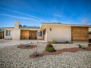 27935 Wellston Dr, Santa Clarita, CA 91350