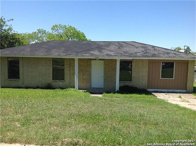 2nd image of 908 Aransas St
